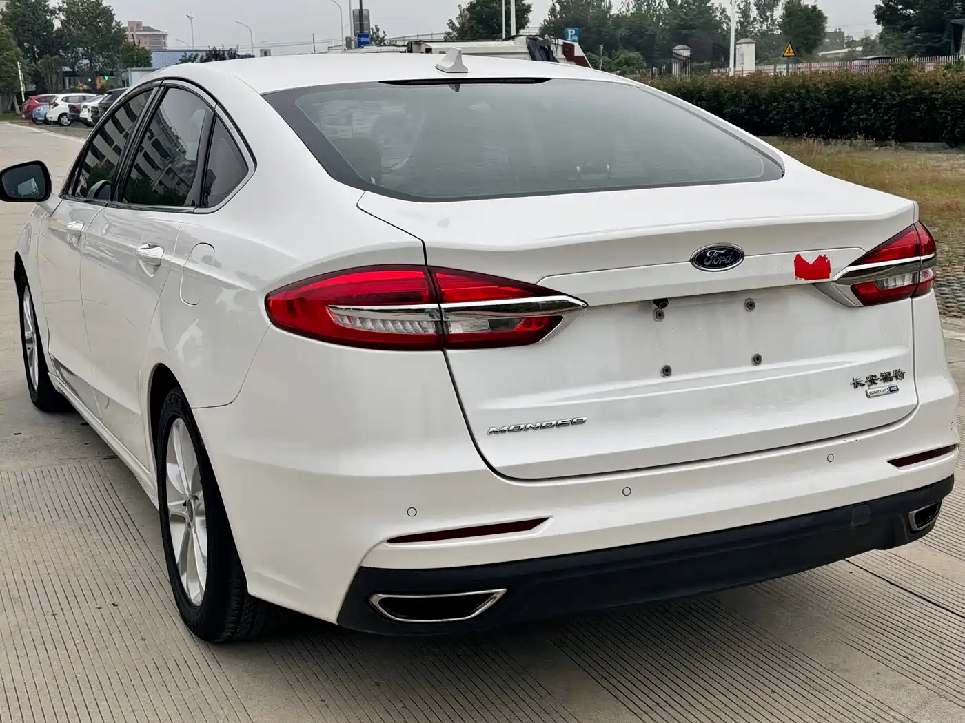 FORD MONDEO
