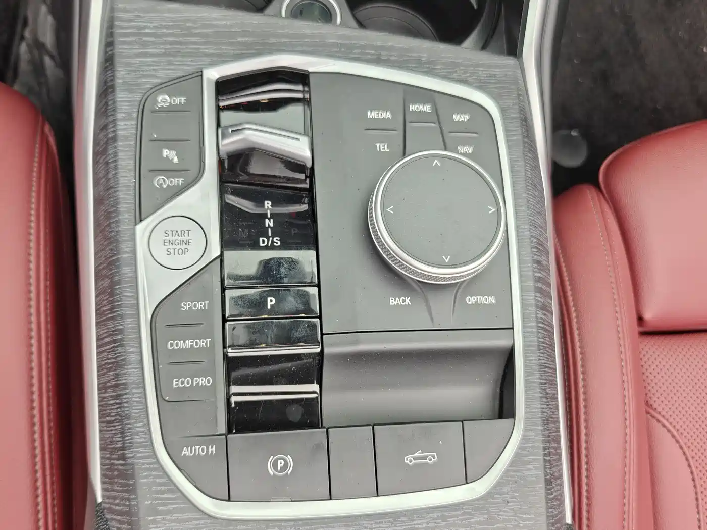 BMW 4 Series 2024 425i Convertible M Sport Package фото 12