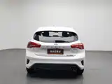 Фото 4 - Ford Focus