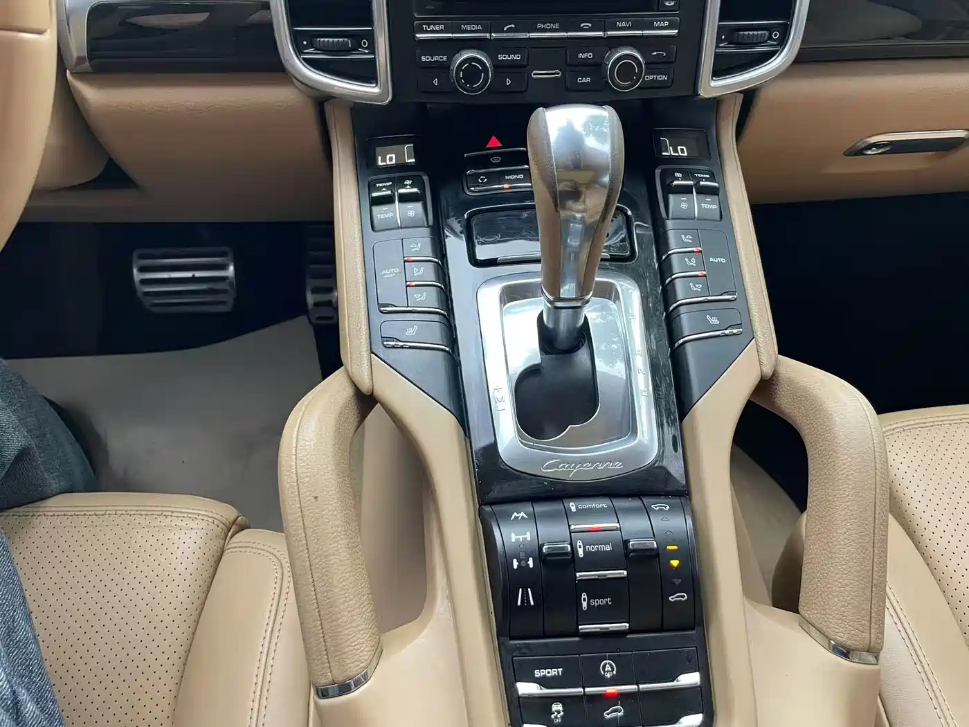 Porsche Cayenne 2011 Cayenne S 4.8L фото 9