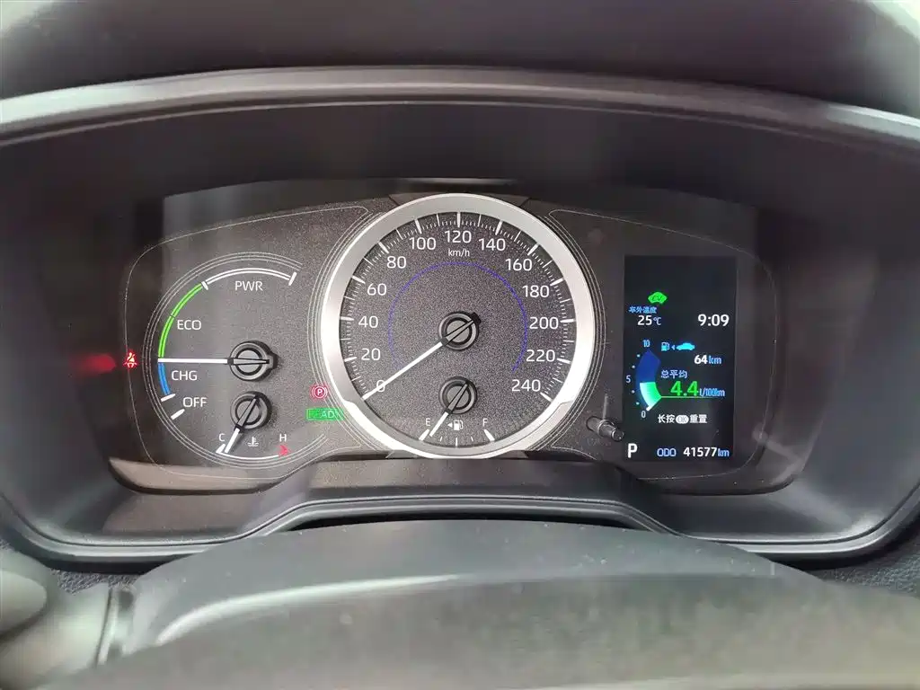 Toyota Levin 2021 Dual Hybrid 1.8H E-CVT Leading Edition фото 4