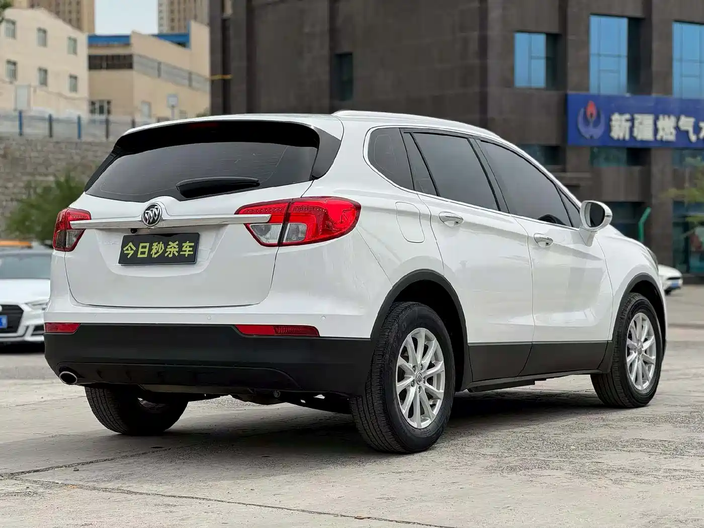 Buick Envision Plus 2017 20T FWD Premium фото 7
