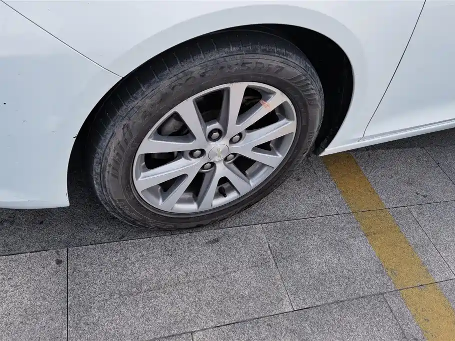 Chevrolet Malibu 2018 530T Automatic Luxury Edition фото 6