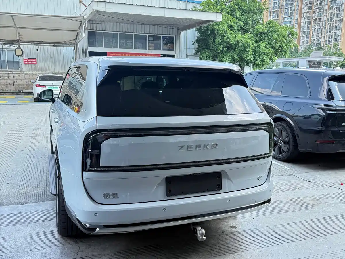 ZEEKR 9X 2026 2025 Standard Edition