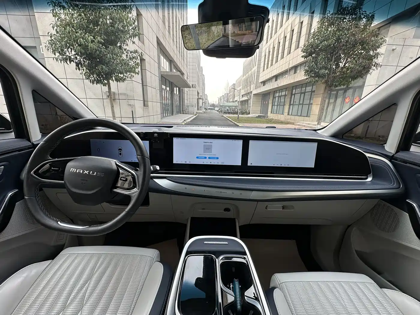 SAIC Maxus Maxus G90 2023 2.0T Interstellar Flagship Edition фото 7