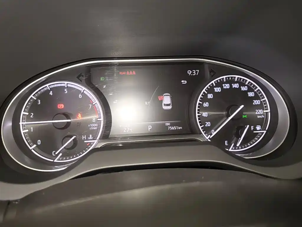 Toyota Lingfang HARRIER 2022 2.0L CVT 2WD Luxury Edition фото 12