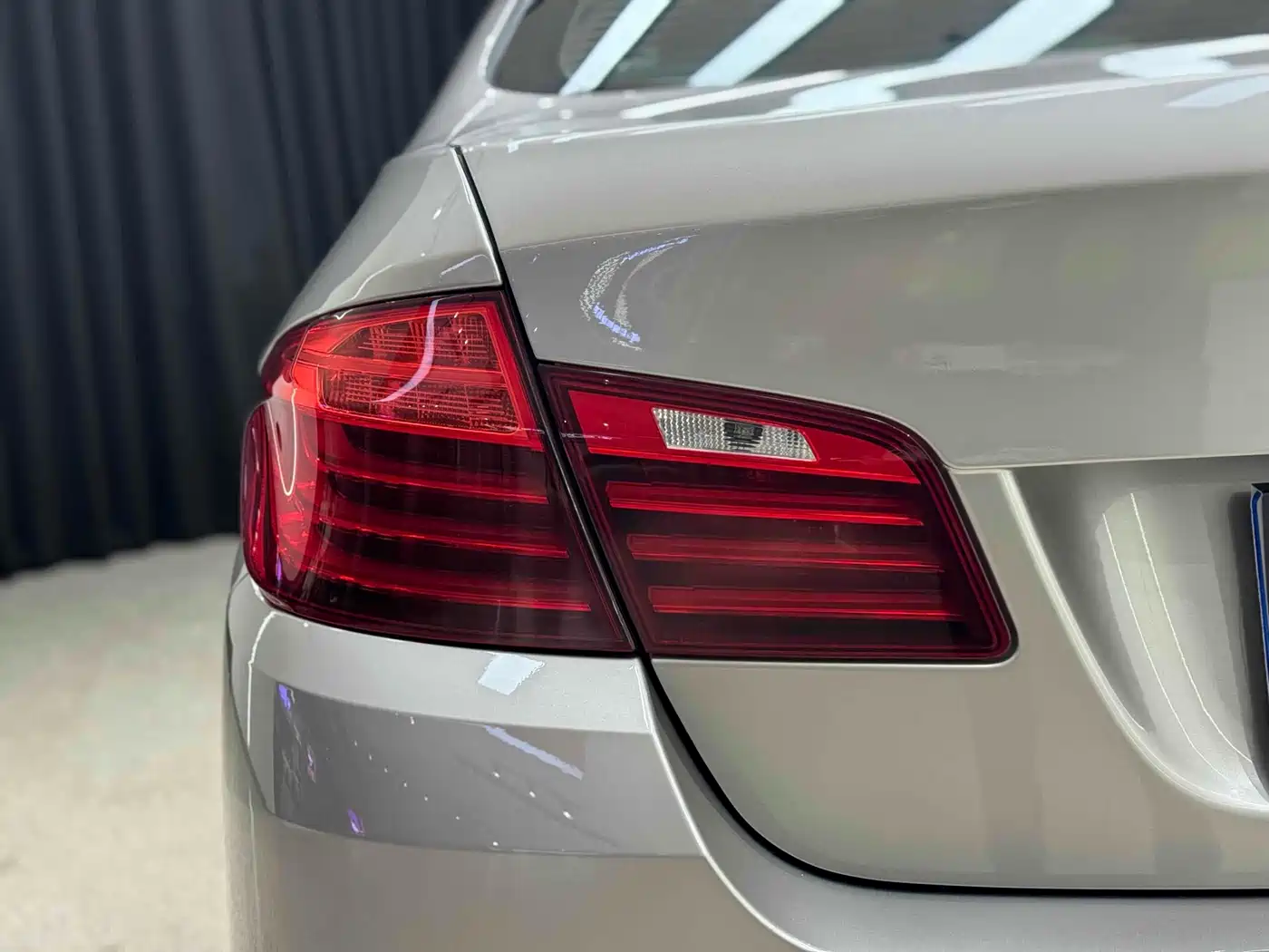 BMW 5 Series 2014 525Li Leading фото 32