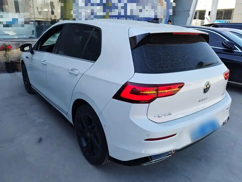Volkswagen Golf 2021 280TSI DSG R-Line фото 5