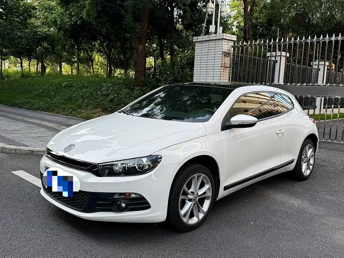 Volkswagen Scirocco 2011 2.0TSI Luxury