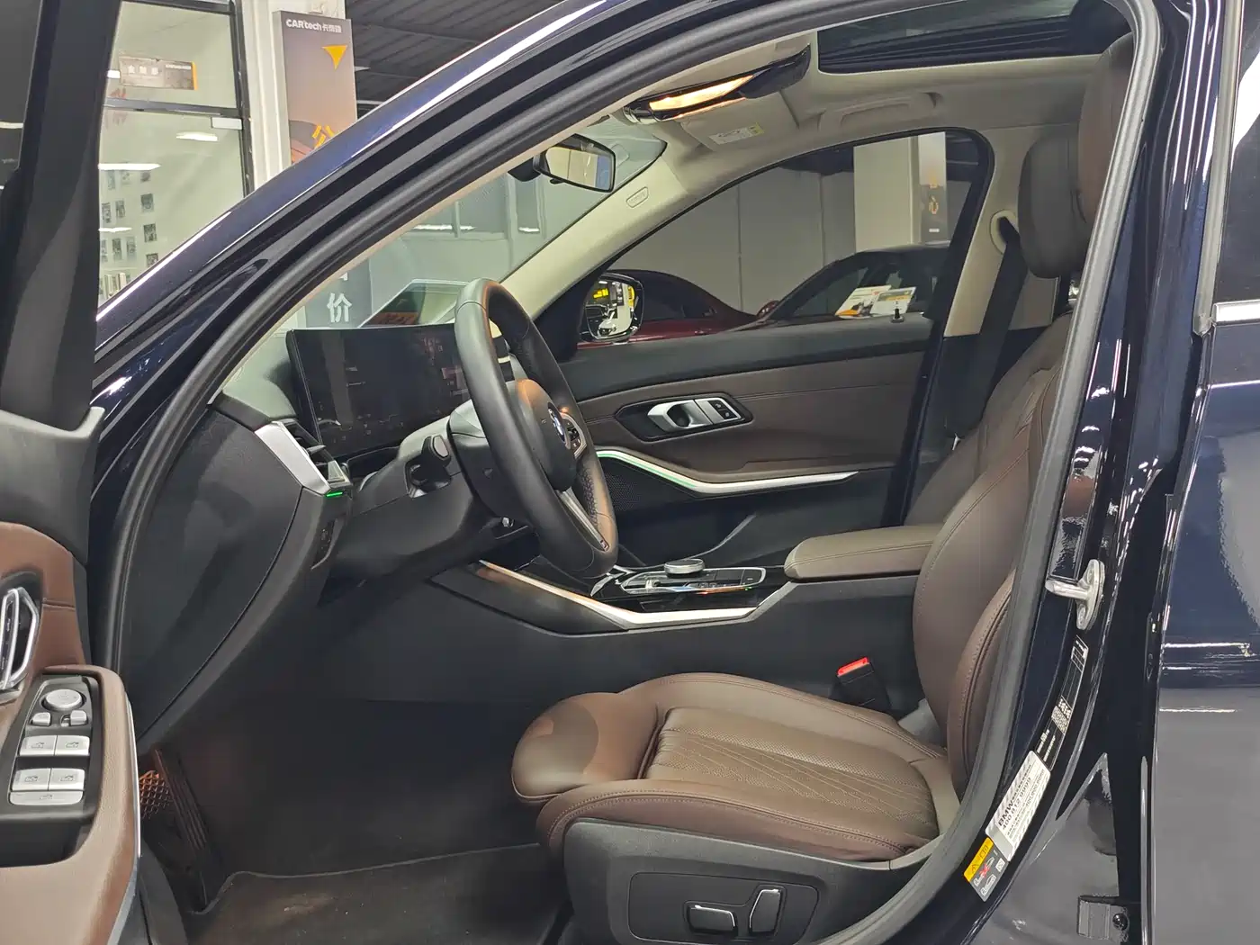 BMW i3 2024 eDrive 35 L фото 8