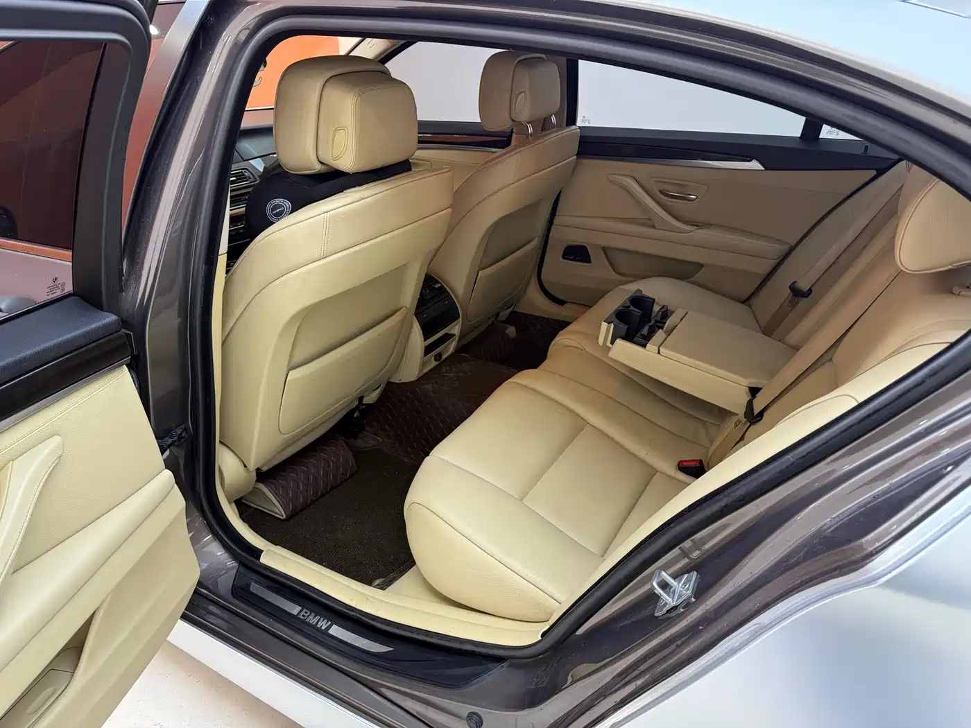BMW 5 Series 2013 525Li Luxury фото 17