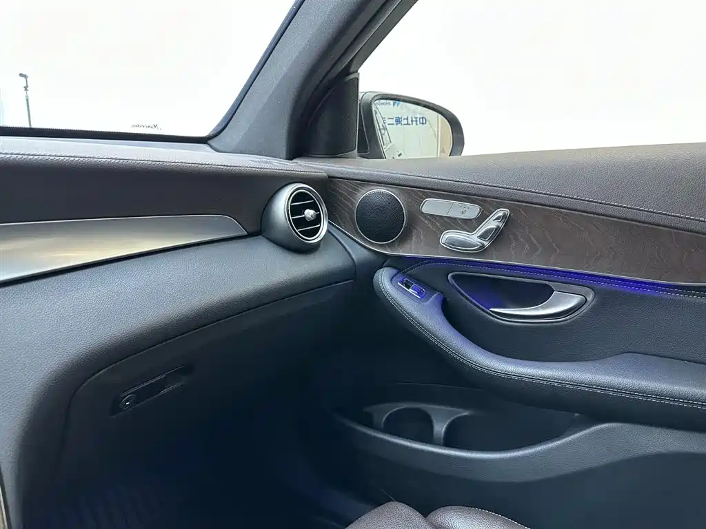 Mercedes-Benz GLC 2020 GLC 300 L 4MATIC Dynamic фото 20