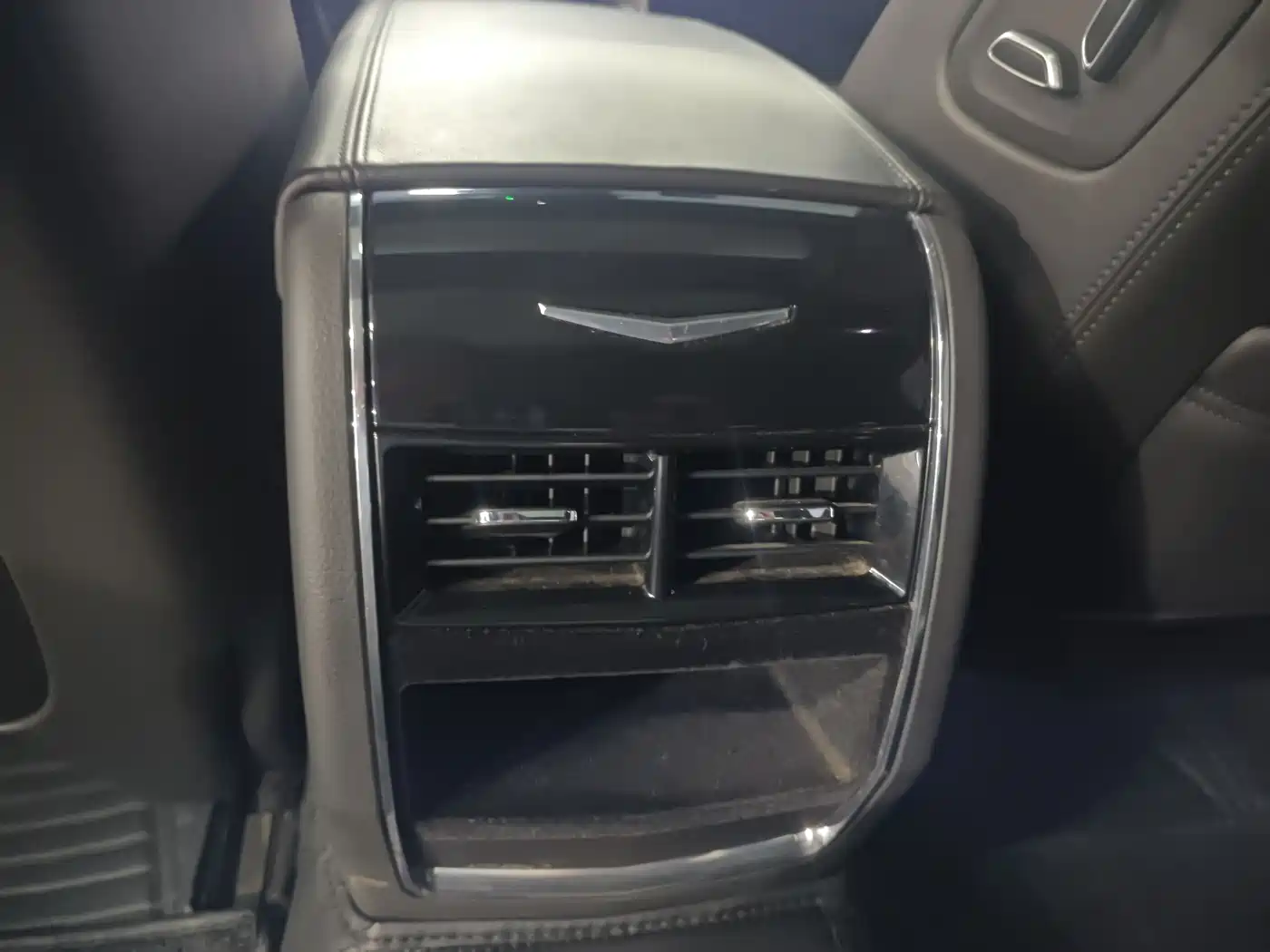 Cadillac CT6 2020 28T Leading Sport фото 7