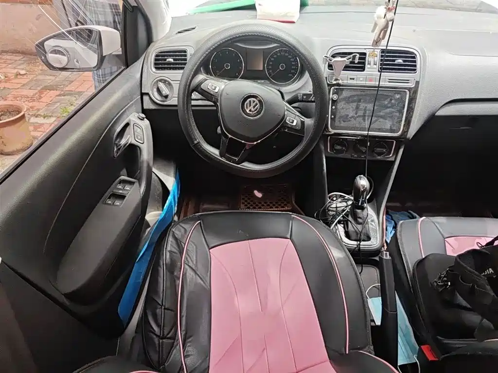 Volkswagen Polo 2018 1.5L Auto Comfort фото 3