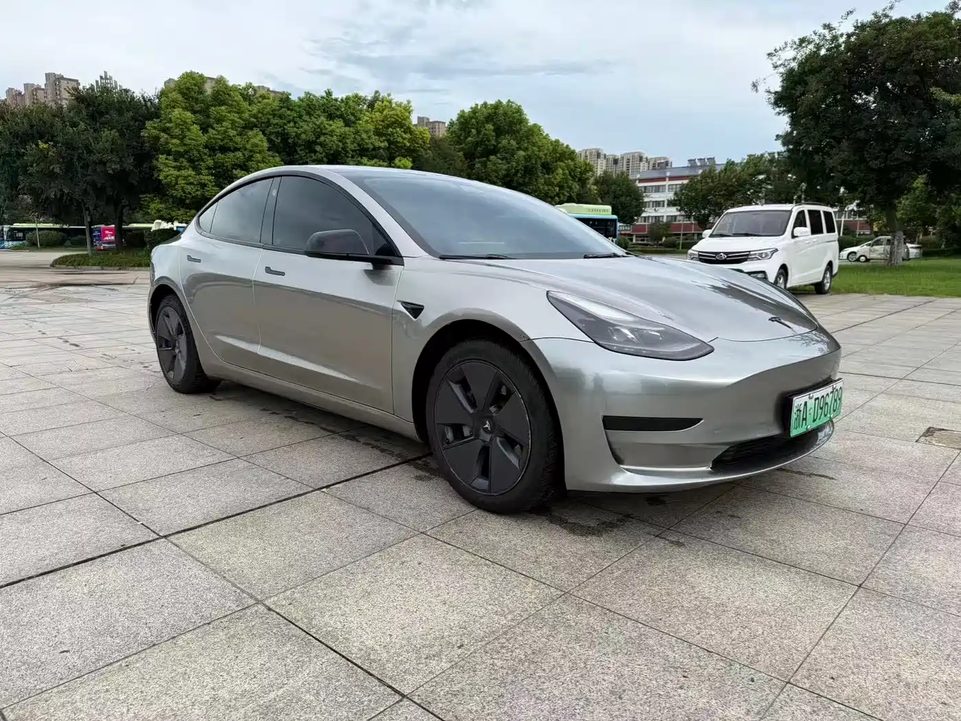 Tesla Model 3 2020