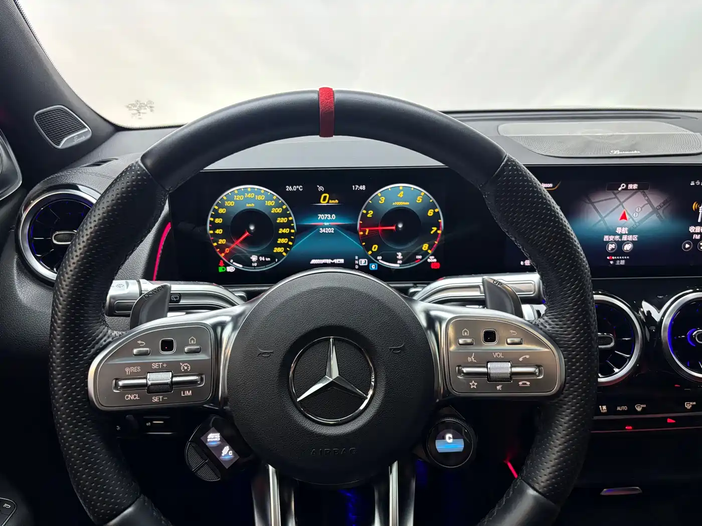 Mercedes-Benz GLB AMG 2023 Model AMG GLB 35 4MATIC фото 16