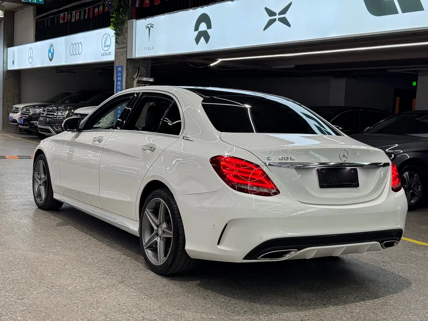 Mercedes-Benz C-Class 2015 C 300 L Sport фото 6