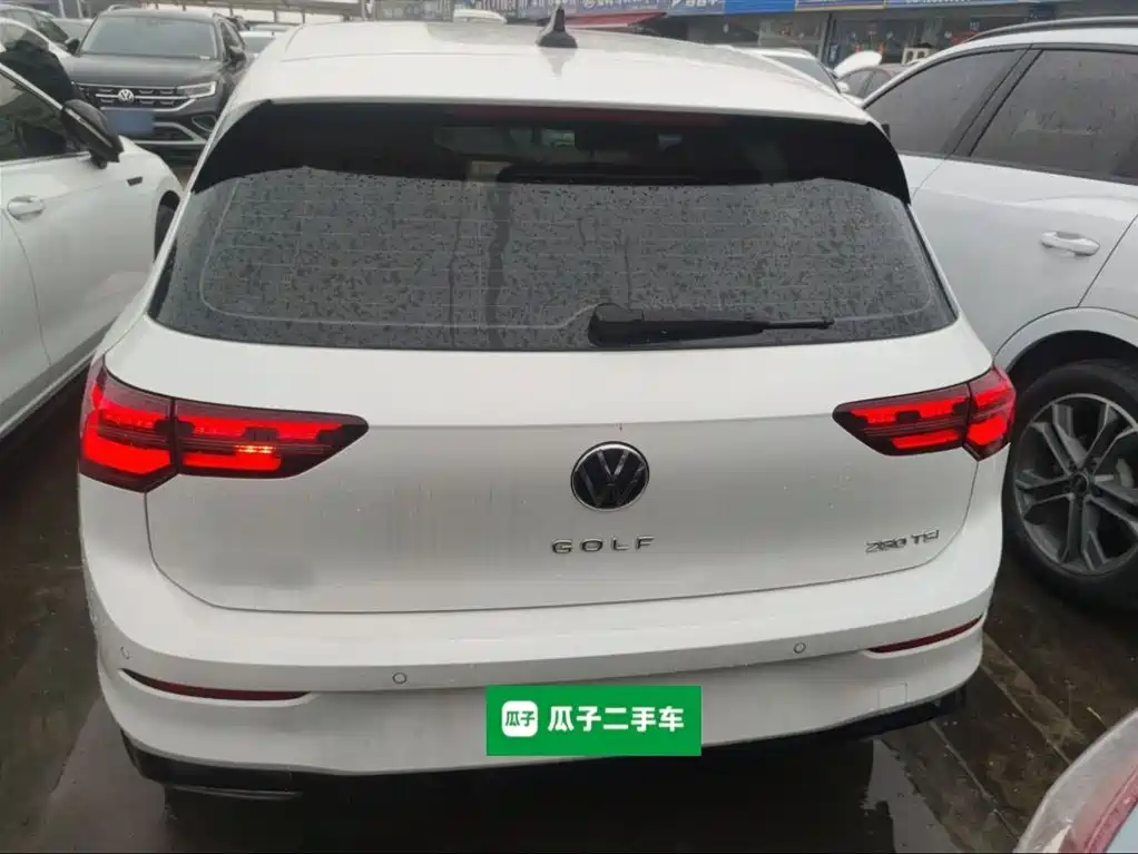 Volkswagen Golf 2023 280TSI DSG R-Line Lite фото 4