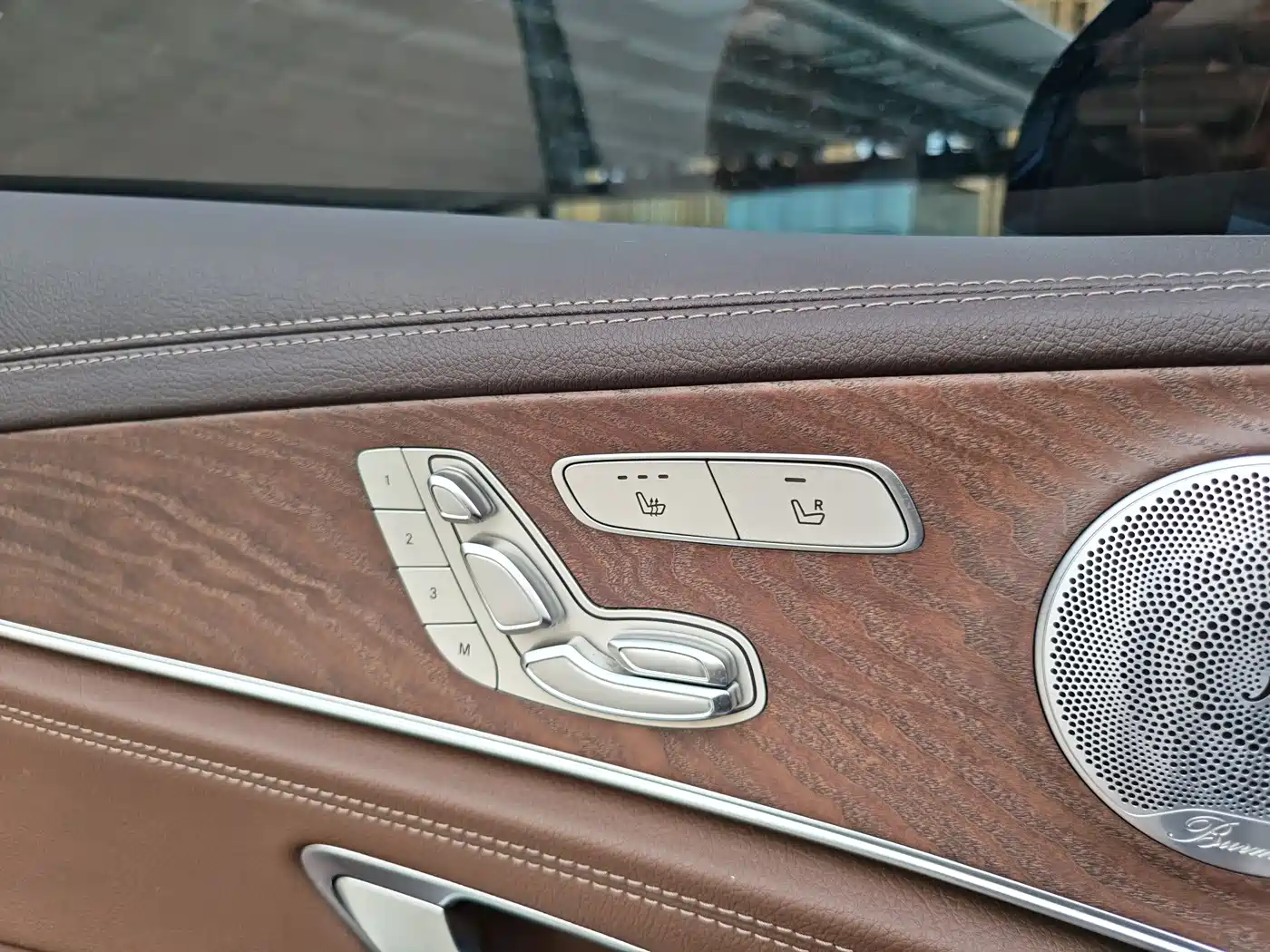 Mercedes-Benz E-Class 2021 E 300 L Luxury фото 8