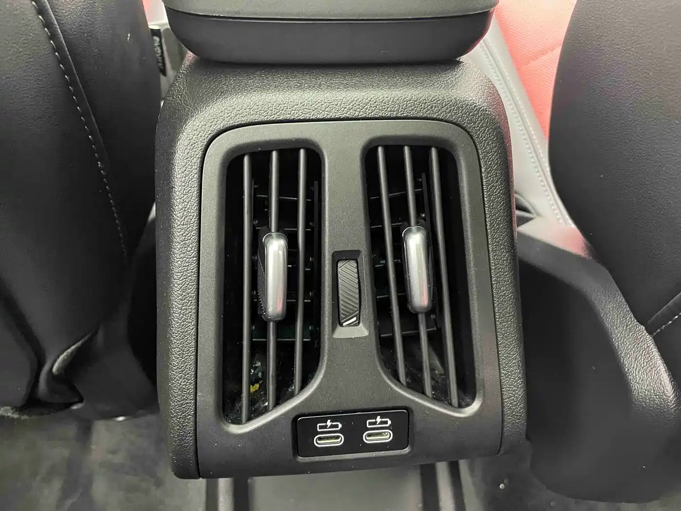 BMW X1 2024 sDrive20Li X Design Package фото 12