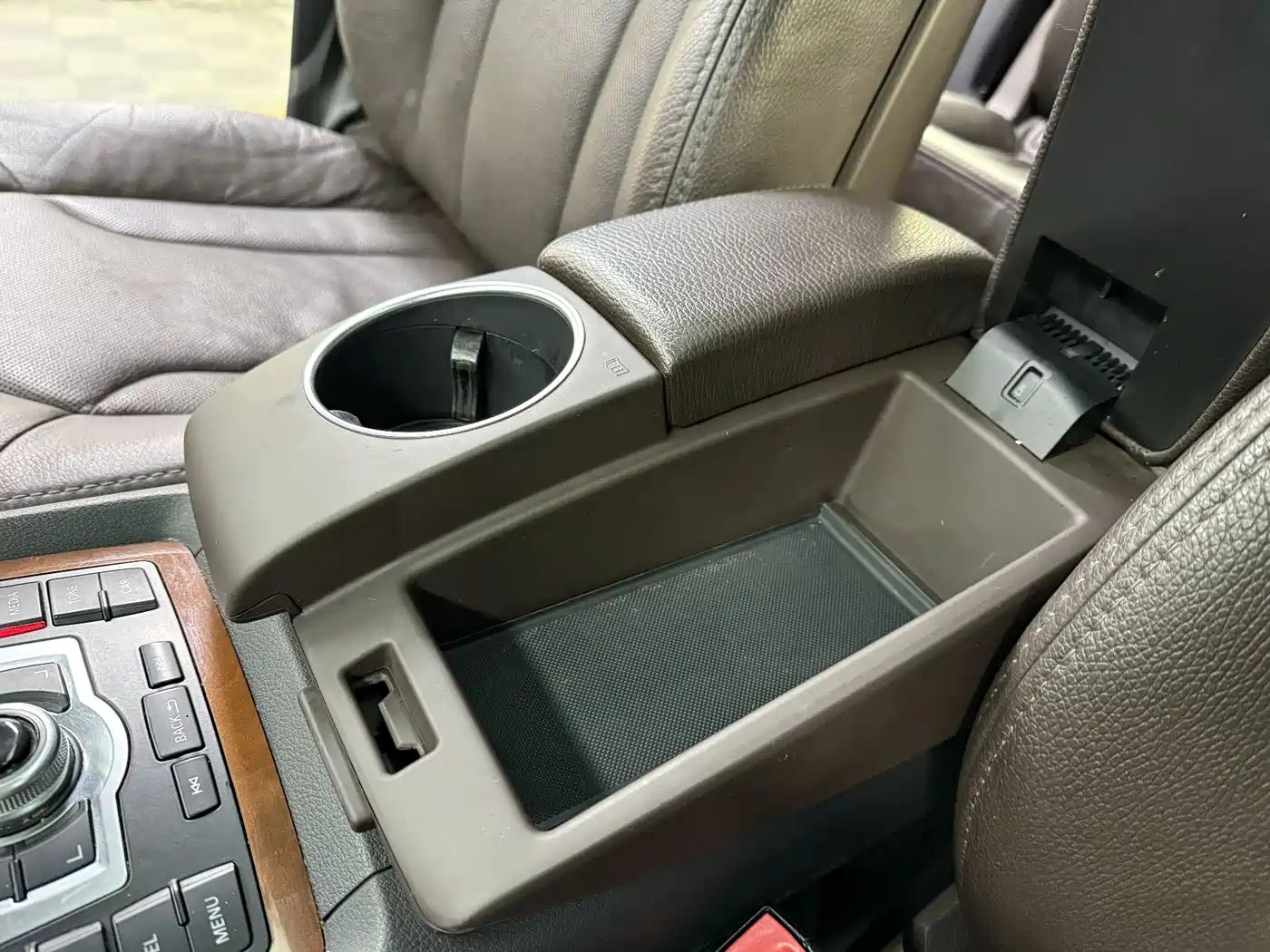 Audi Q7 2013 35 TFSI Exclusive фото 16
