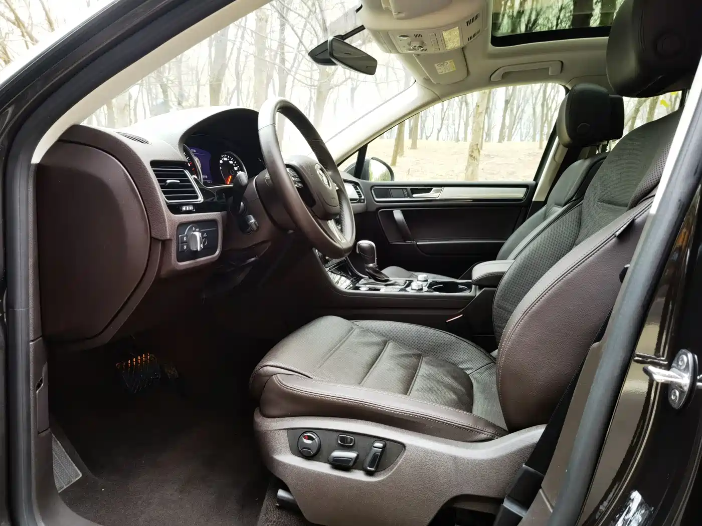 Volkswagen Touareg 2017 3.0TSI Explorer Edition фото 6