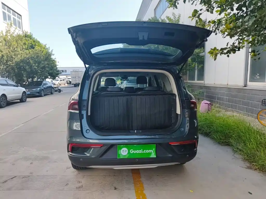 Geely Haoyue 2021 2020 1.8TD DCT Luxury 7-Seater