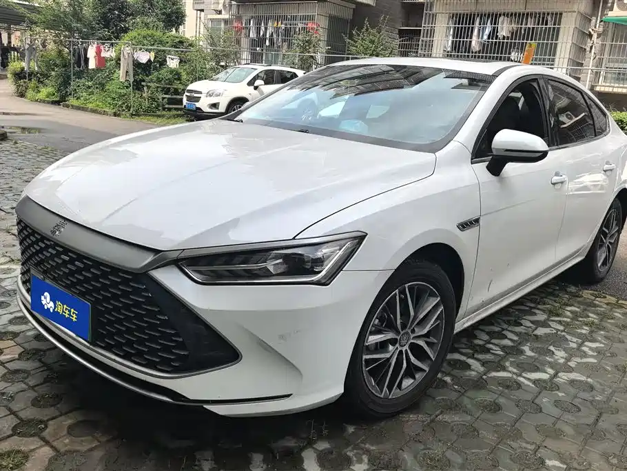 BYD Qin PLUS 2021 DM-i 120KM Premium