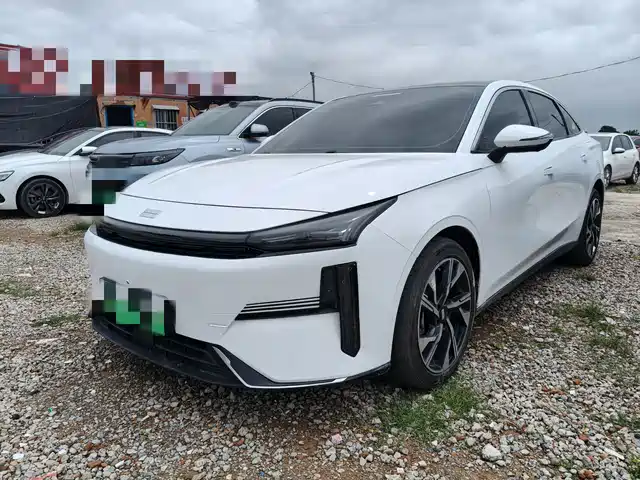  Geely Galaxy Galaxy L6 2025 EM-i 140km Voyage Edition