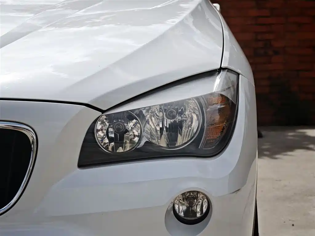 BMW X1 2015 Model sDrive18i Fashion Advanced Edition фото 19