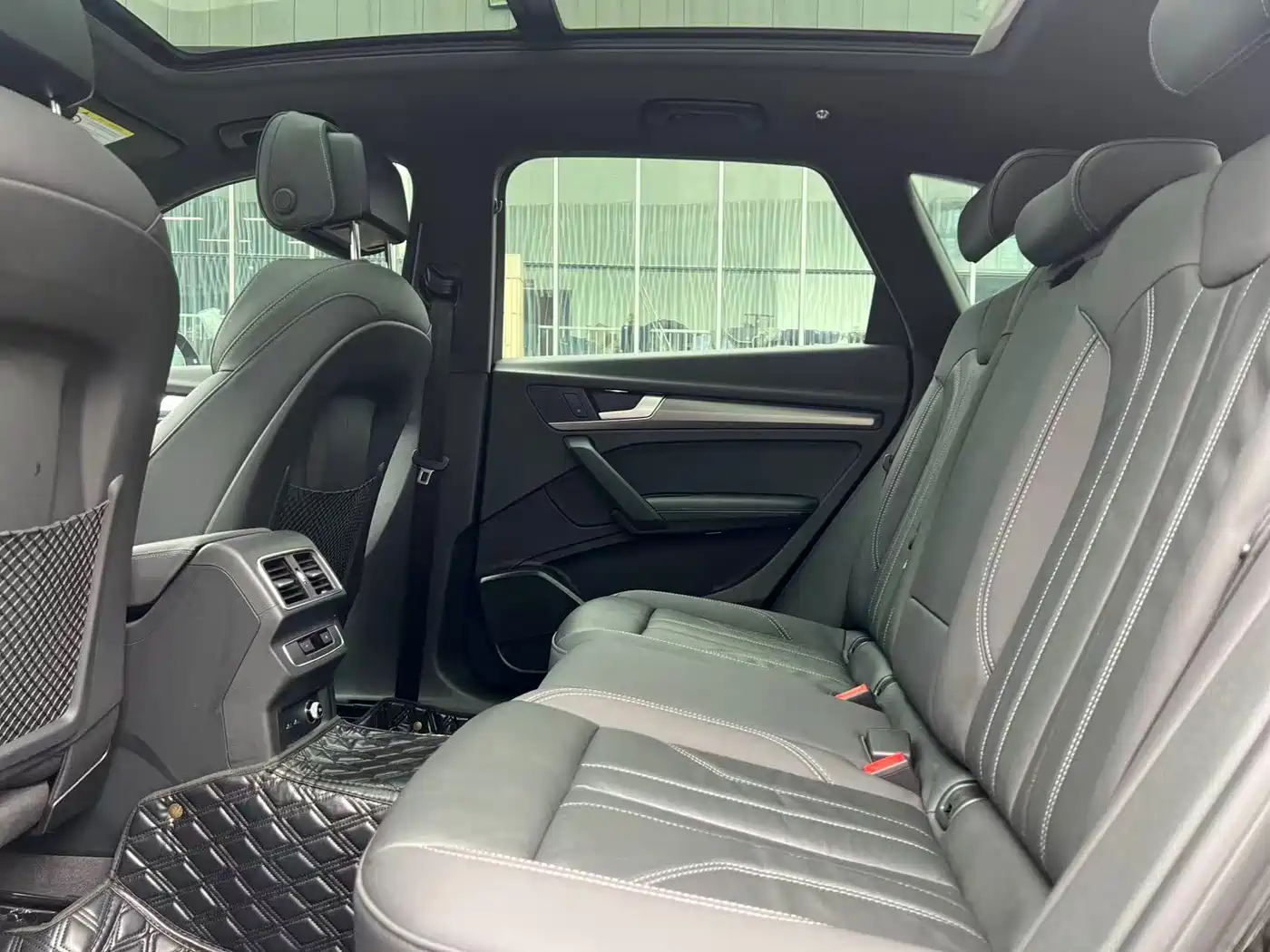 Audi Q5L 2023 40T Luxury Dynamic фото 6