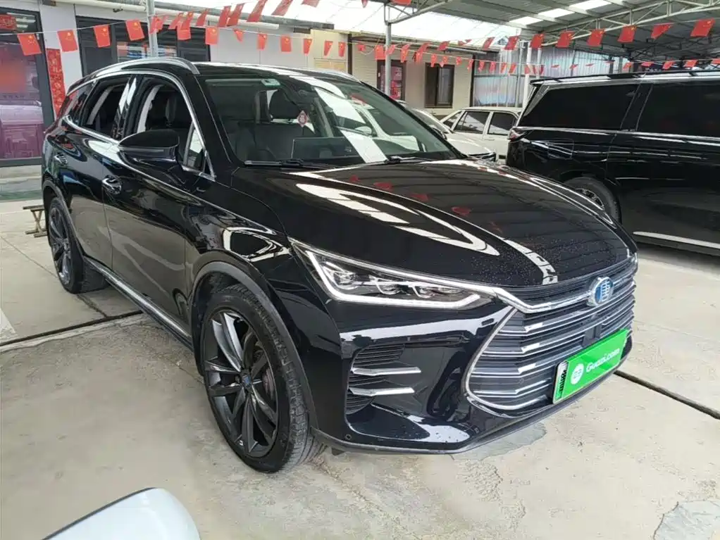 BYD Tang New Energy 2018 DM 2.0T AWD Intelligent Pioneer 7-Seater China V фото 4