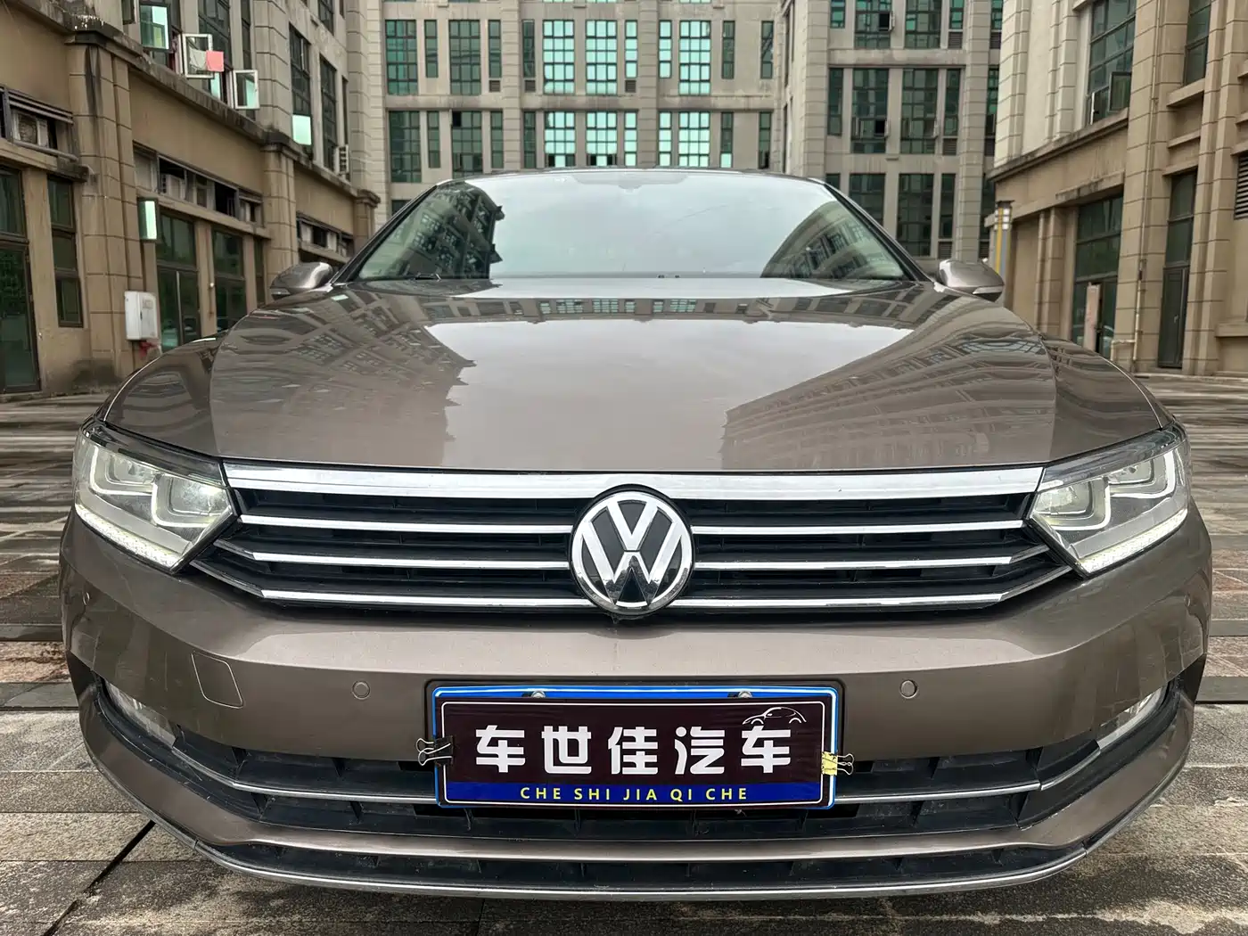 Volkswagen Magotan 2017 330TSI DSG Luxury фото 2