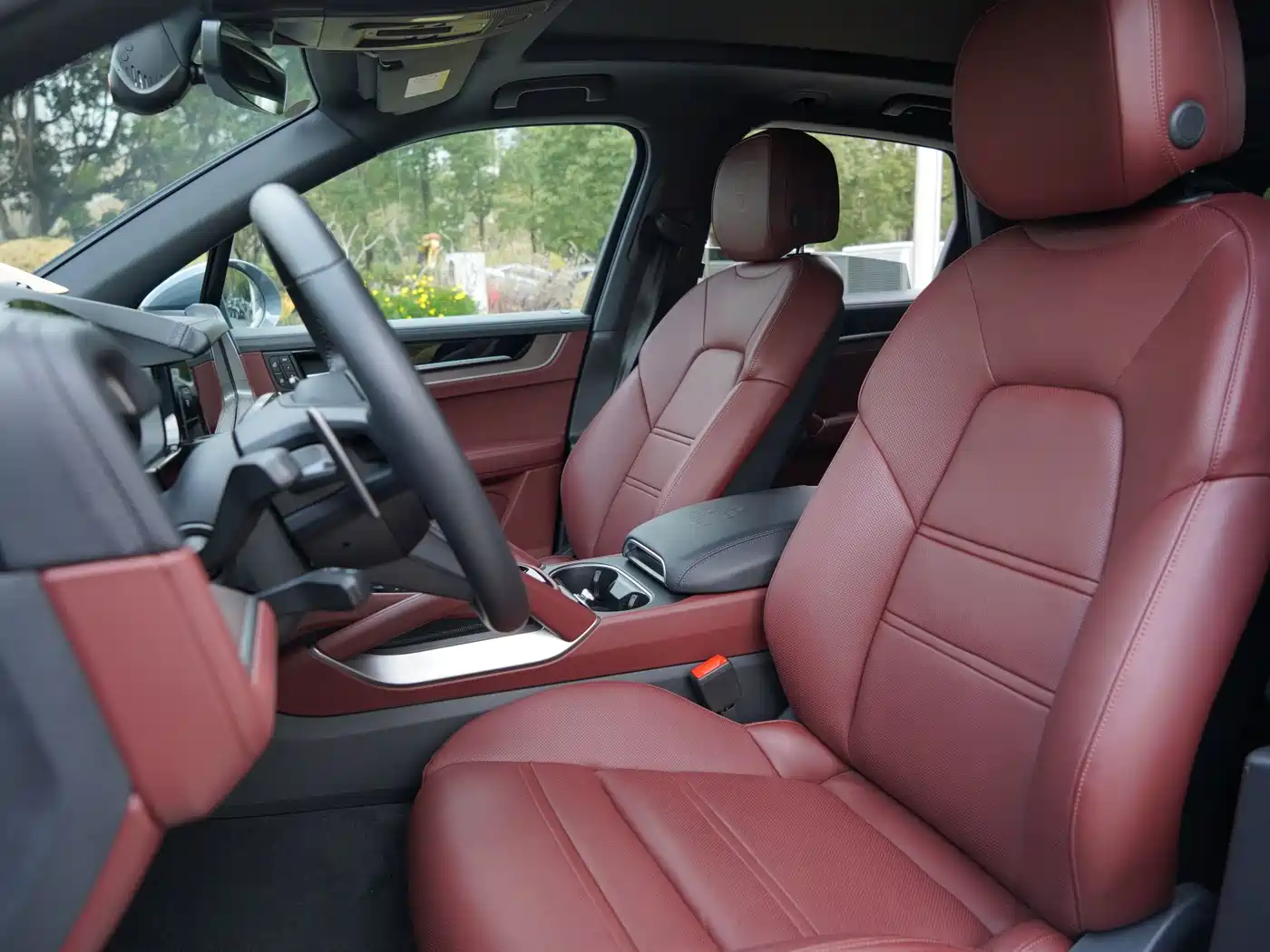 Porsche Cayenne 2025 Cayenne 3.0T Dynamic Edition фото 12