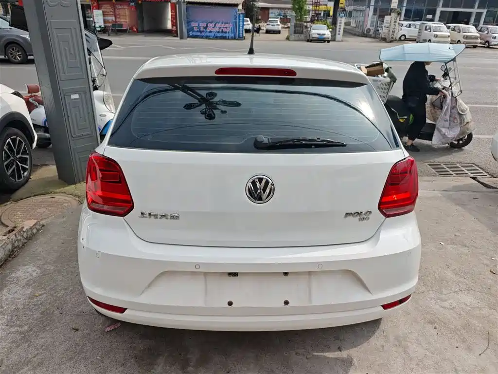 Volkswagen Polo 2018 1.5L Auto Comfort фото 6