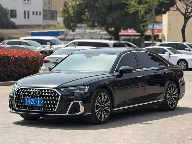 audi a8