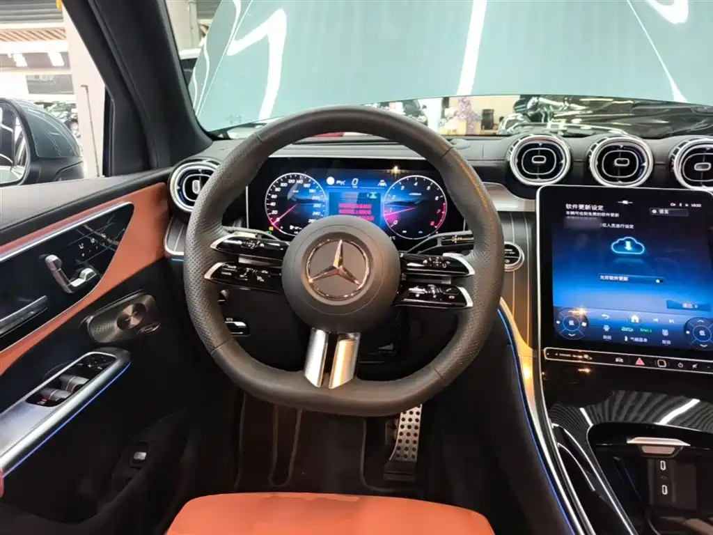 Mercedes-Benz GLC 2025 GLC 300 L 4MATIC Luxury 5-seater фото 11
