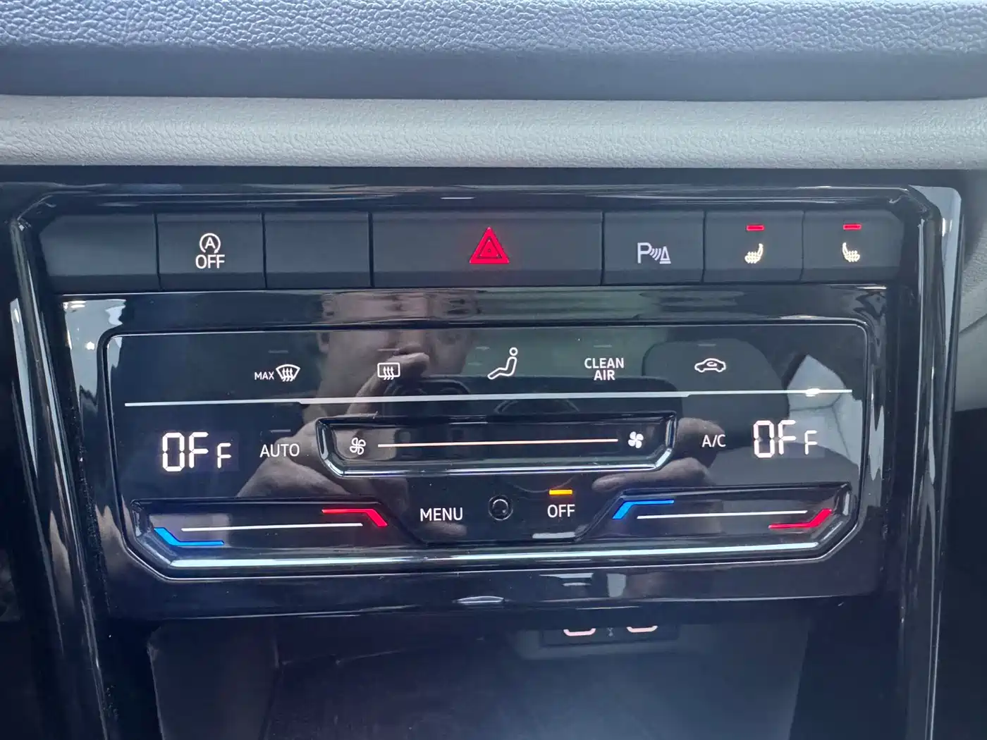 Volkswagen T-ROC 2021 Facelift 280TSI DSG 4WD Luxury Smart Connect Edition фото 9
