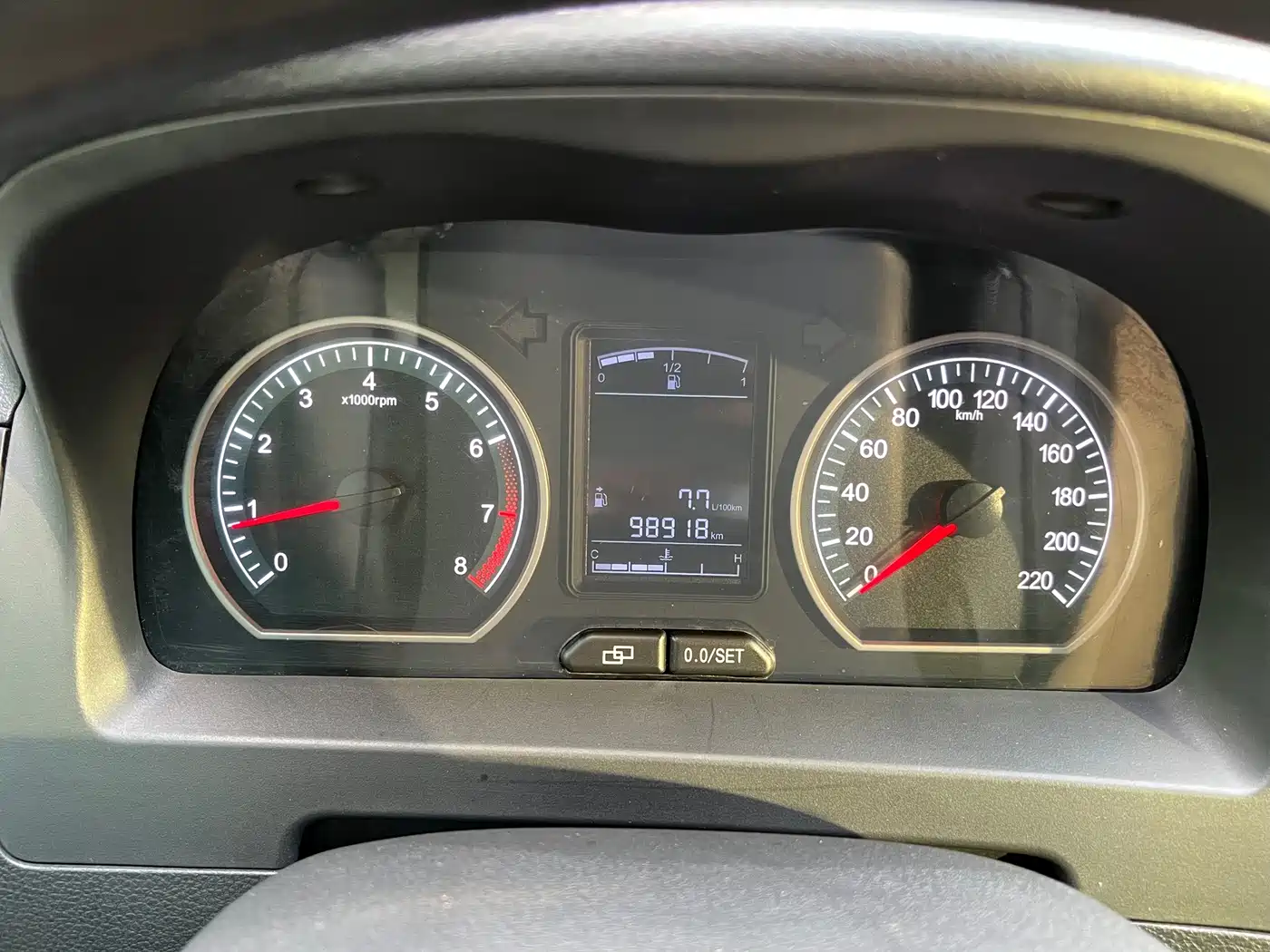 Dongfeng Fengxing Joyear X3 2015 2015 1.5L Comfort Model