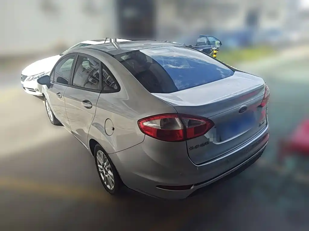 Ford Fiesta 2015 2013 Sedan 1.5L Automatic Fashion