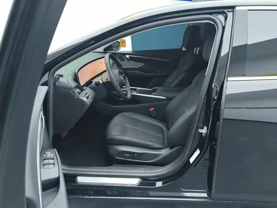 Buick LaCrosse 2023 28T Premium Edition фото 9