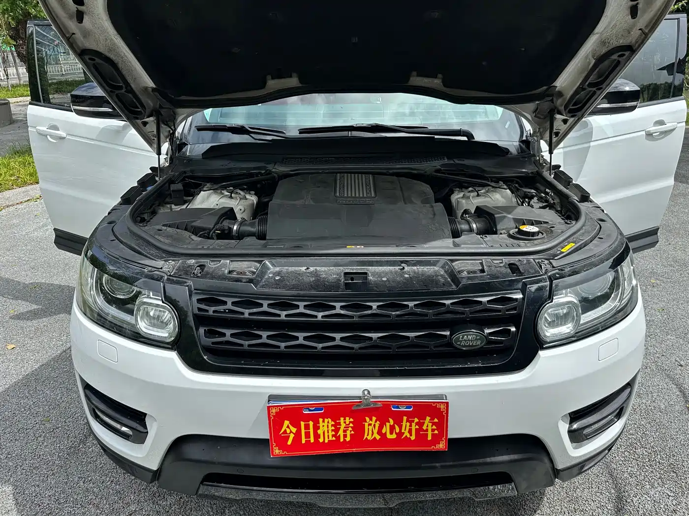 Фото 21 - Land Rover Range Rover Sport