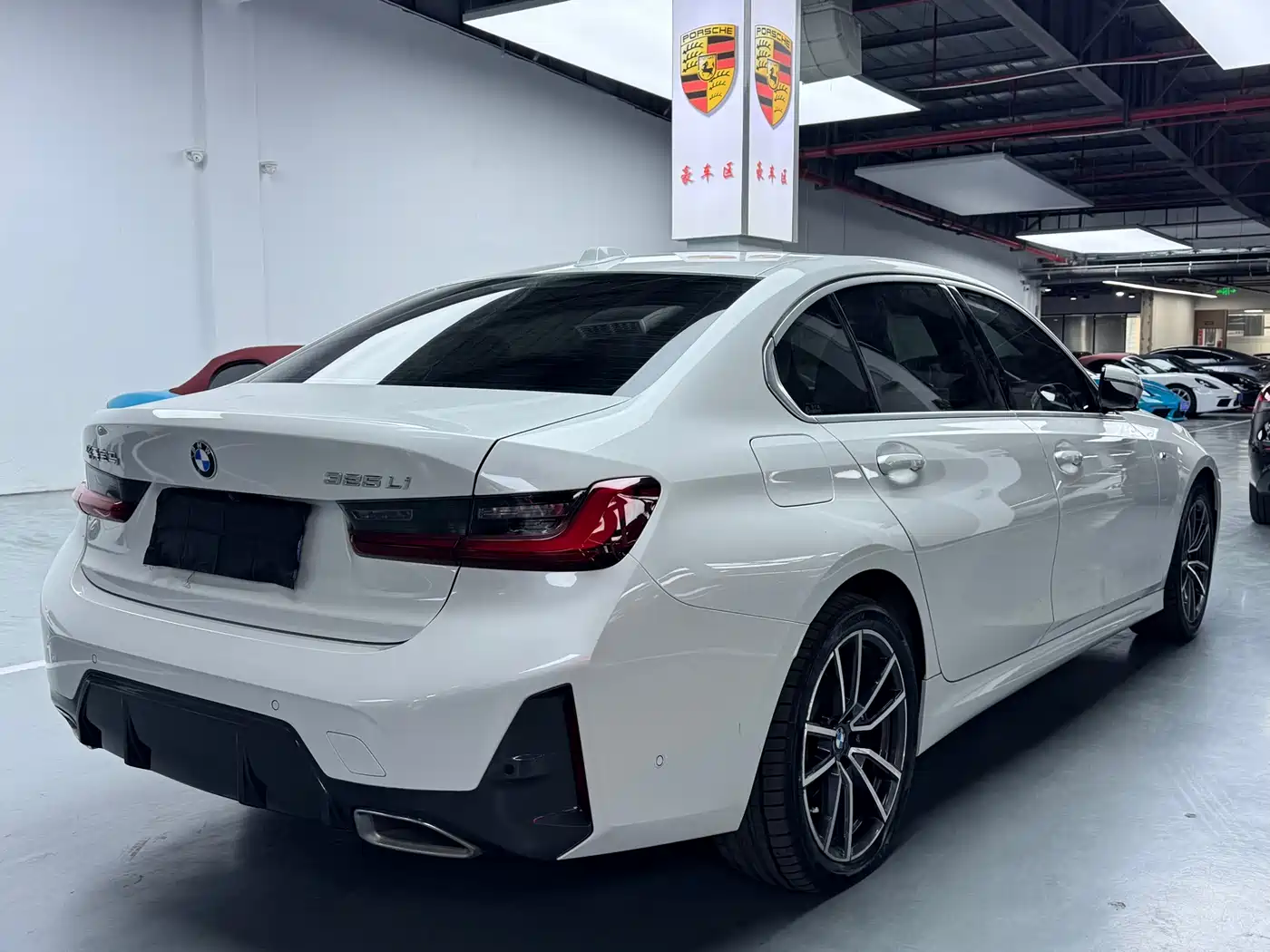 BMW 3 Series 2023 325Li M Sport Package фото 22