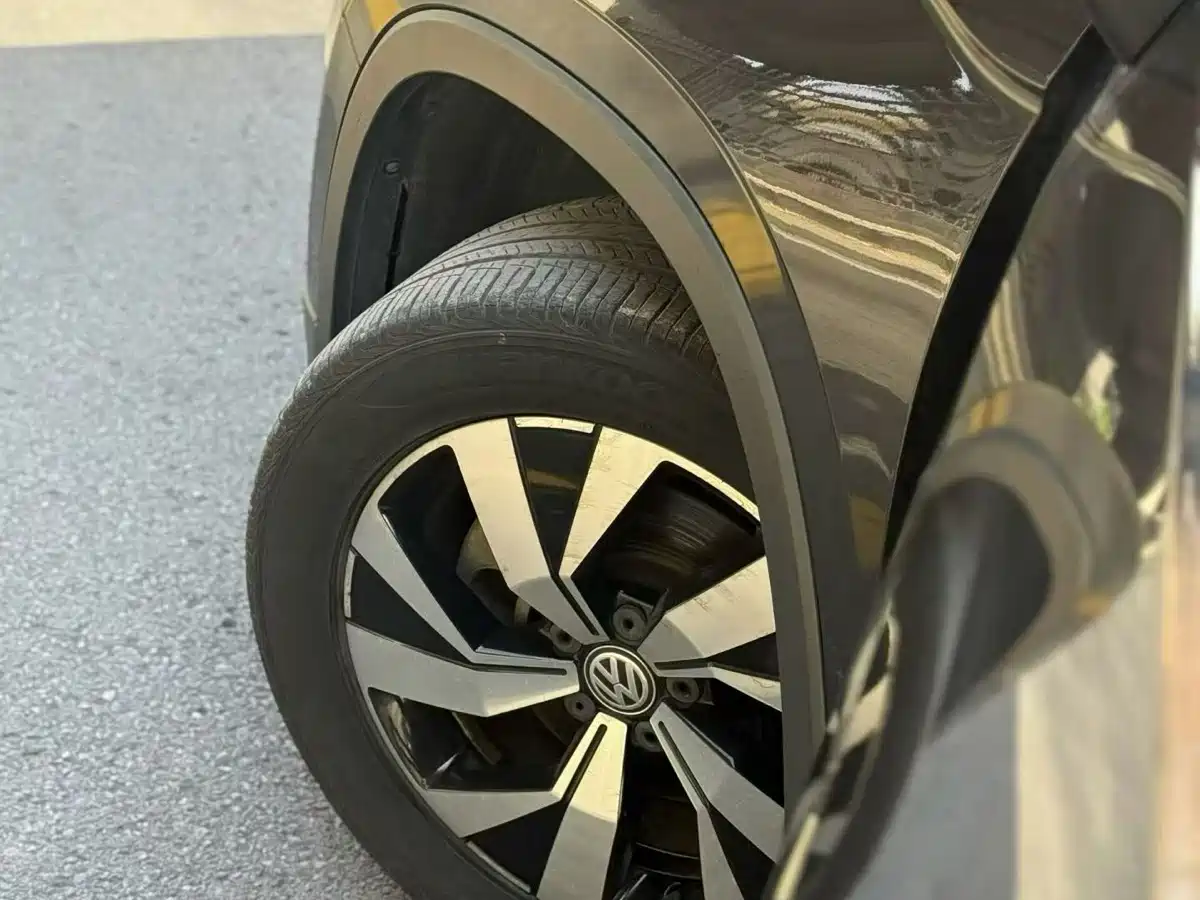 Volkswagen Tayron 2019 330TSI 2WD Luxury China VI фото 4