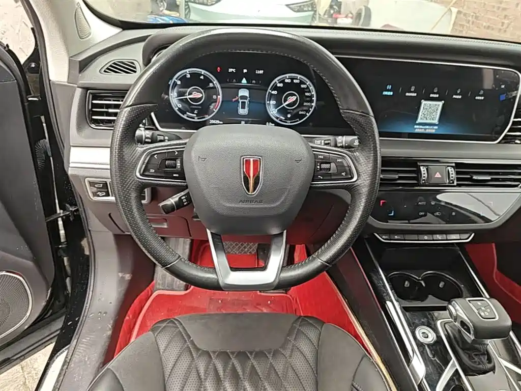 Hongqi HS5 2022 Facelift 2.0T Smart Flag Enjoyment Edition фото 11