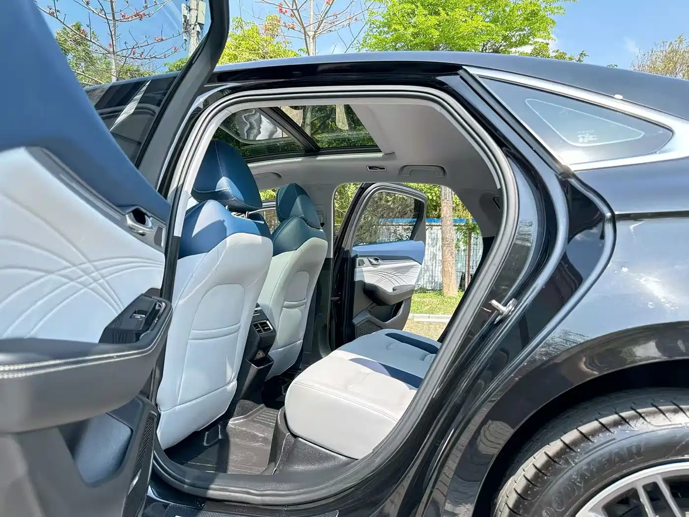 GEELY AUTOMOBILE XINGRUI