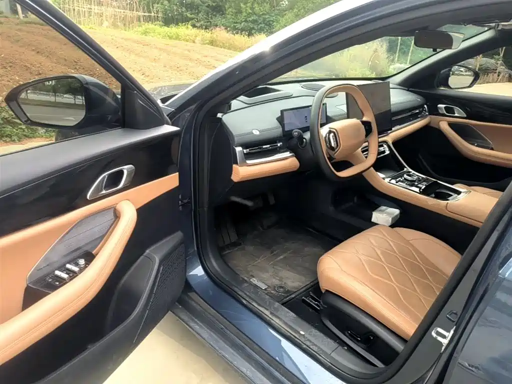Geely Galaxy Galaxy A7 2025 EM-i фото 16