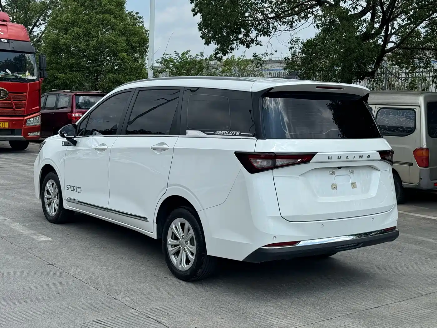 WULING AUTOMOBILE WULING JIACHEN