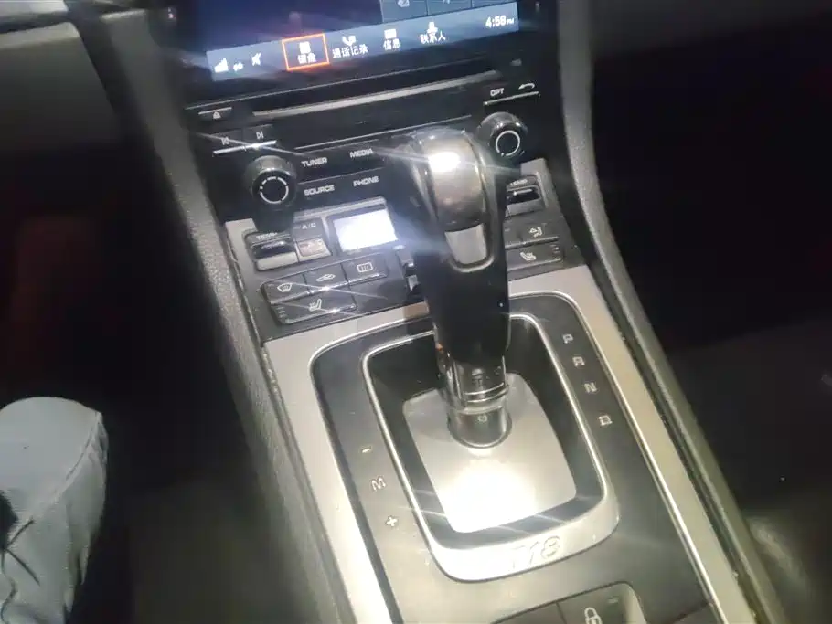 Porsche 718 2016 Cayman 2.0T фото 16