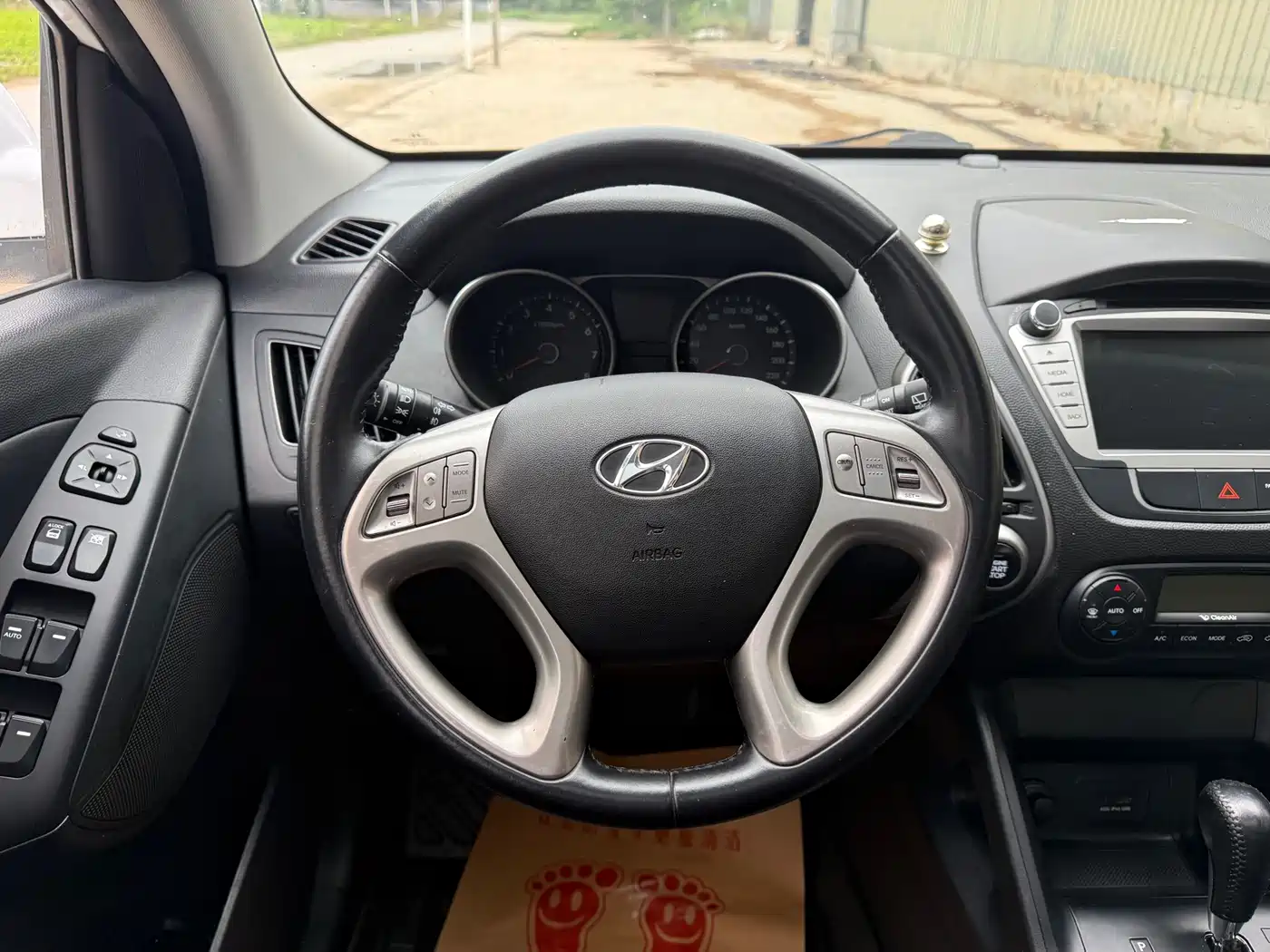 Hyundai Beijing Hyundai ix35 2015 2.0L Automatic 2WD Smart China V фото 15